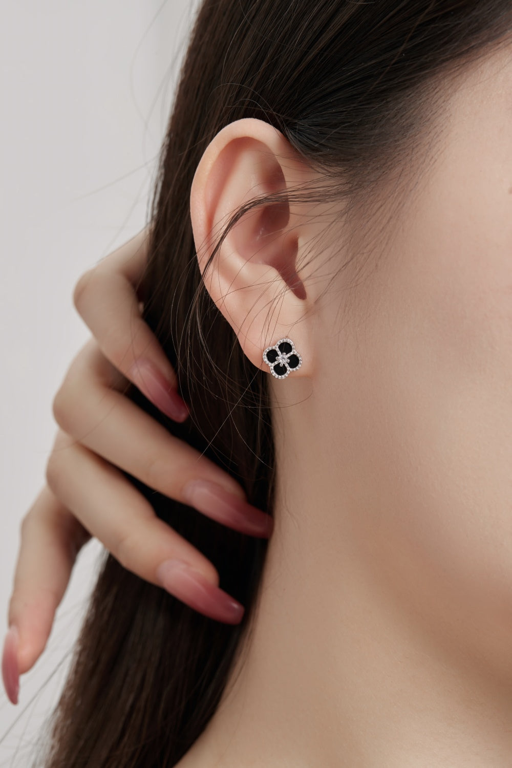 Clover Black studs